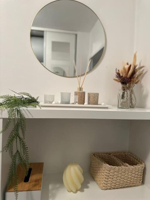 Studio Charmant Et Cosy Apartment Rueil-Malmaison Luaran gambar